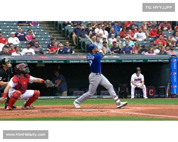 萨尔瓦多佩雷斯接近300本垒打里程碑 成为捕手历史第八位达成者 萨尔瓦多佩雷斯接近300本垒打里程碑 成为捕手历史第八位达成者